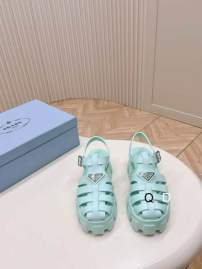 Picture of Prada Shoes _SKUPradasz35-40GDT030219272